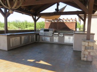 Hayward-outdoor-kitchen-countertops